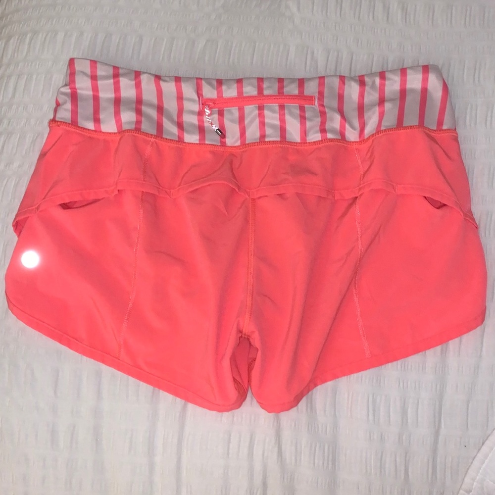 LULULEMON speed up short 2.5” coral color